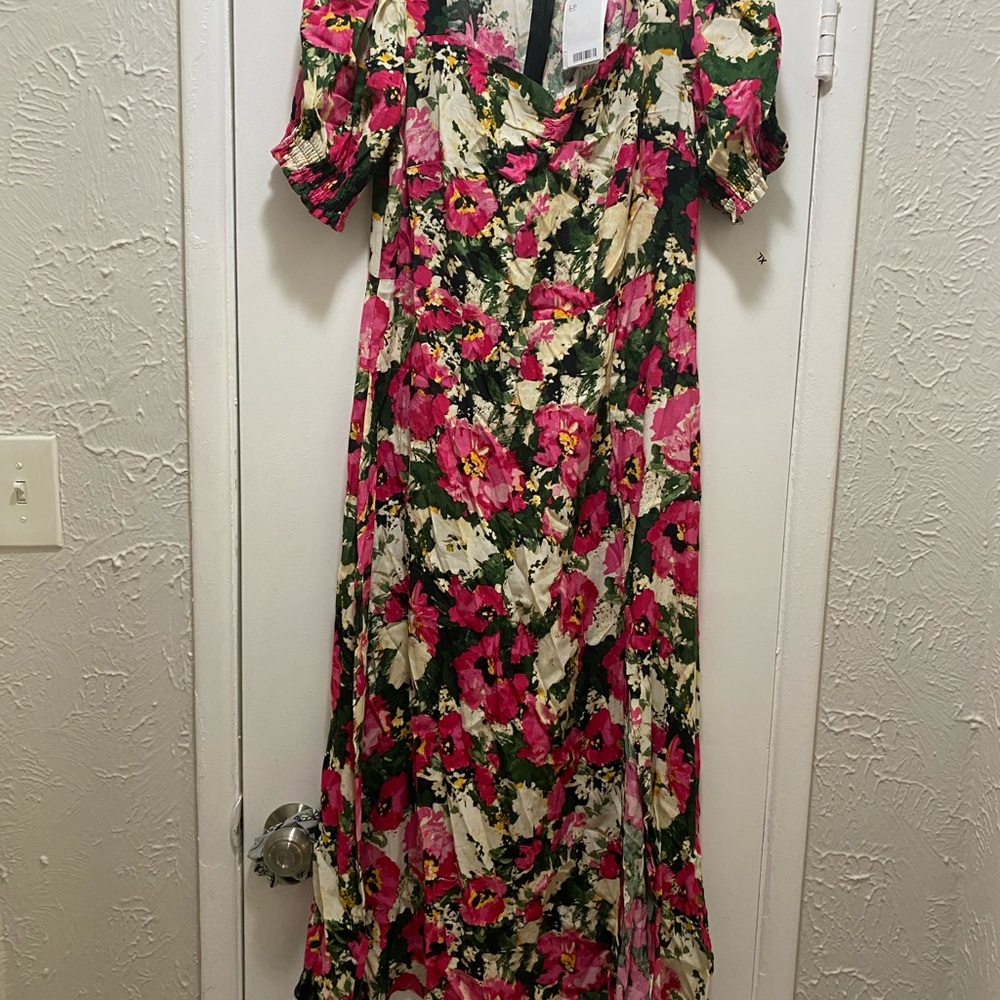 H&M maxi dress !! New with tags
